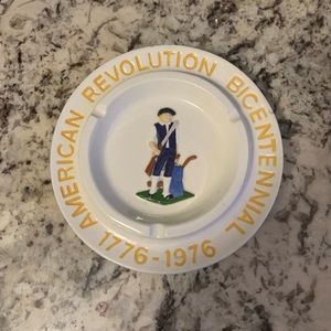 American Revolution BiCentennial Ashtray VINTAGE 1776 - 1976 Minutemen USA
